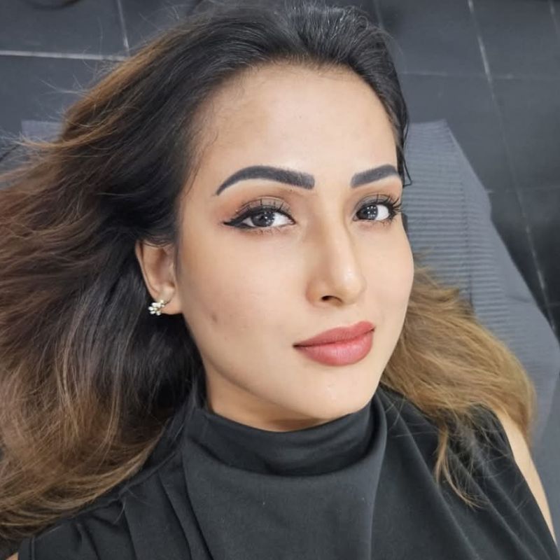 Combination Brows (Microblading + Microshading)